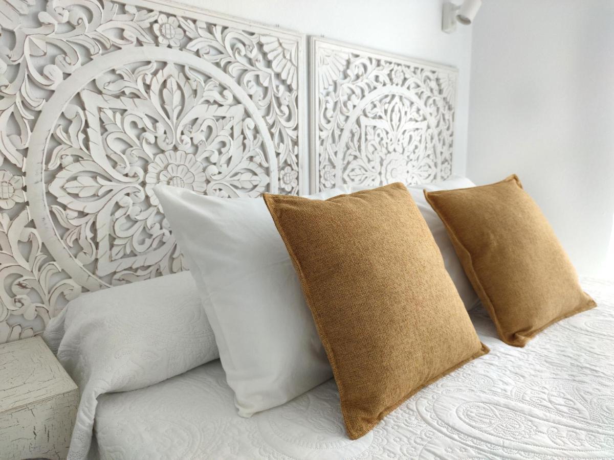 La Posada De Lola - Adults Only Hotel Bolonia Exterior photo