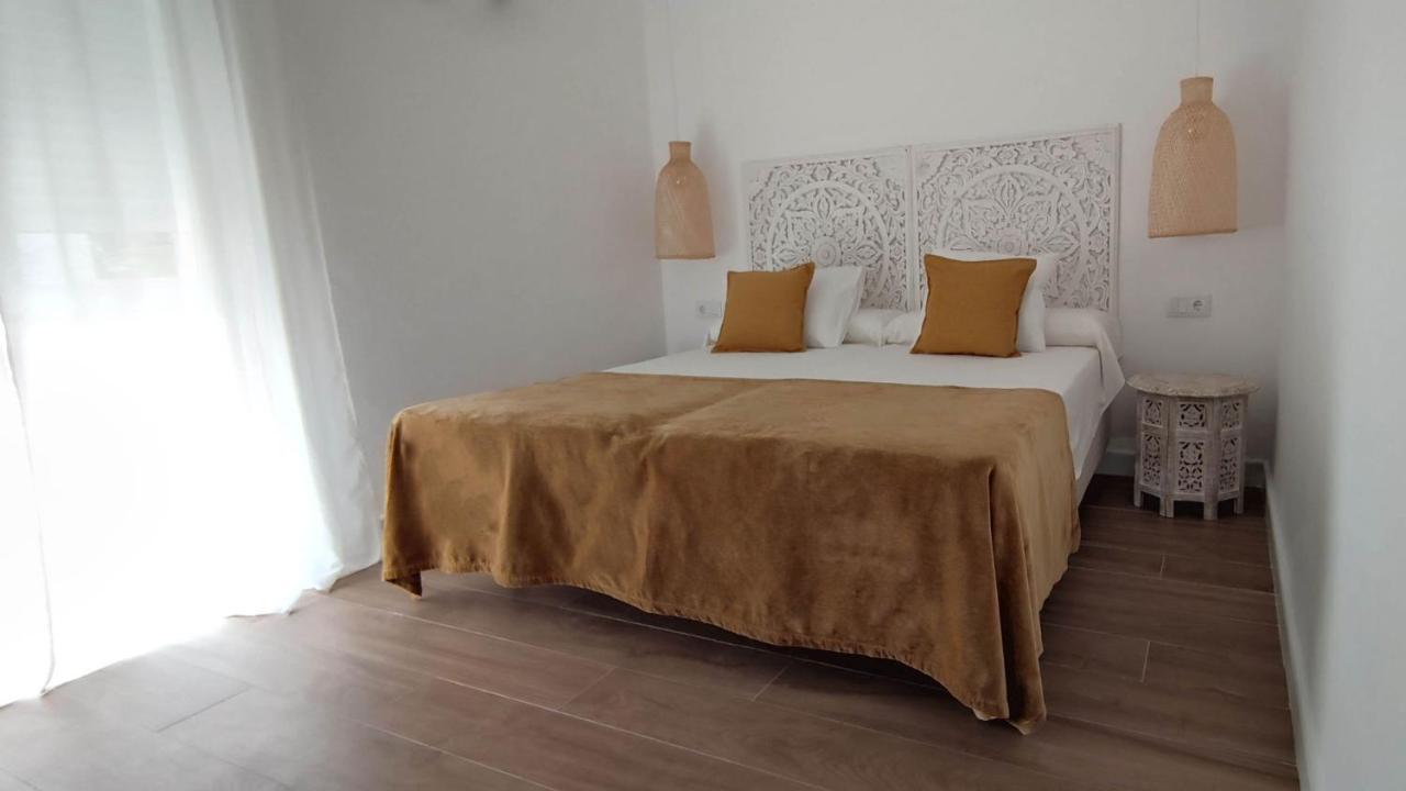 La Posada De Lola - Adults Only Hotel Bolonia Exterior photo